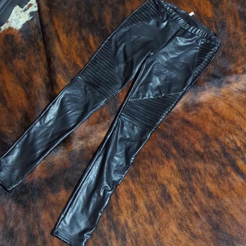 Pleather moto leggings
